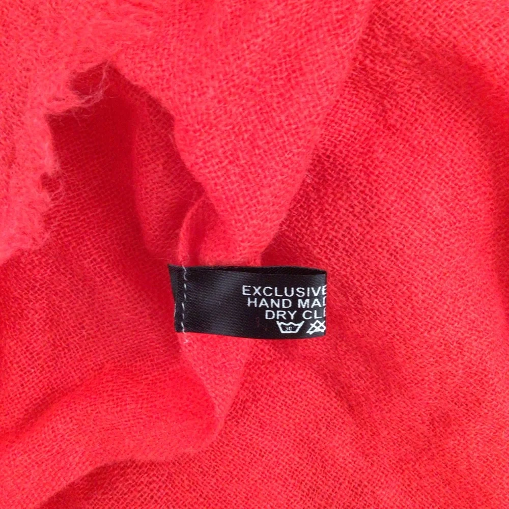 Cashmere scarf women Nepal Bright Coral Knit Scarf with Care Tag - Picture 3 of 5